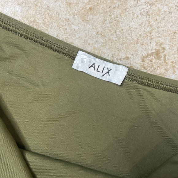 ALIX size S bodysuit - Picture 3 of 6